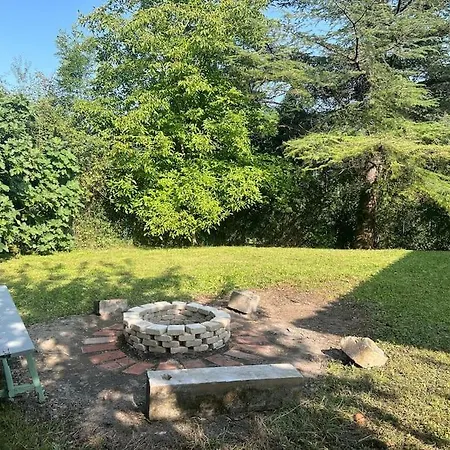 Nyaraló Avec Piscine Au Coeur Des Pyrenees *