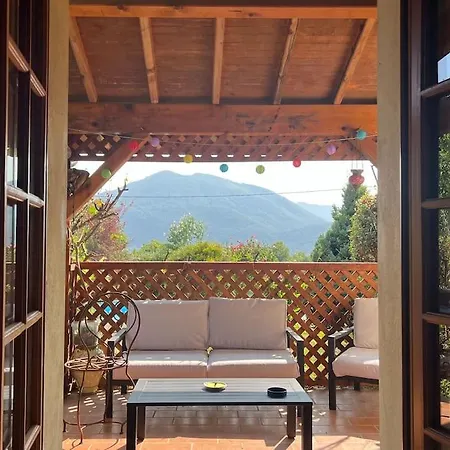 Avec Piscine Au Coeur Des Pyrenees Holiday home